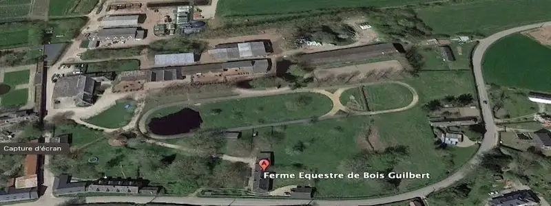 Vue aérienne de la Ferme Equestre de Bois Guilbert